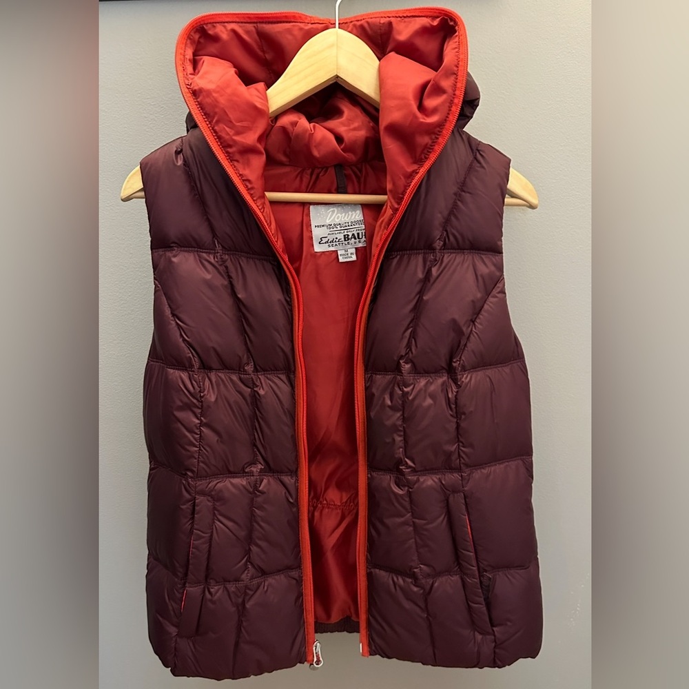 Eddie Bauer Burgundy Goose Down Hooded Vest